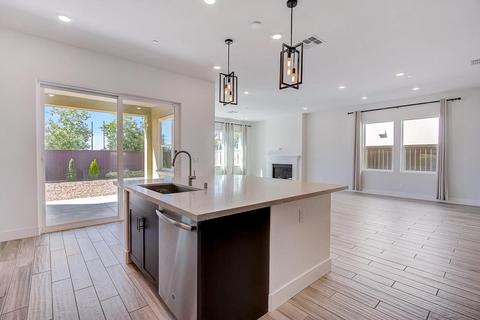 1524 Harvest Loop, Folsom, CA 95630 photo 18