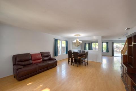 144 Dowitcher Dr, Patterson, CA 95363 photo 5