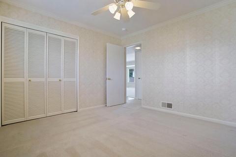 1243 S Avena Ave, Lodi, CA 95240 photo 11