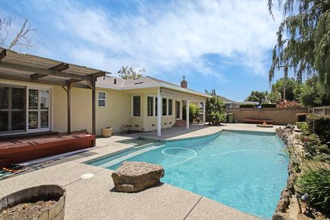 1243 S Avena Ave, Lodi, CA 95240 photo 3