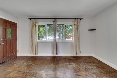 1302 Chestnut Ln, Davis, CA 95616 photo 8