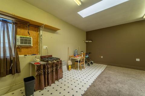 408 Maple St, Modesto, CA 95351 photo 34