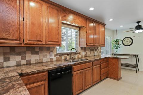330 E Beverly Pl, Tracy, CA 95376 photo 10