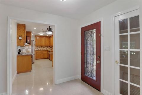 330 E Beverly Pl, Tracy, CA 95376 photo 7