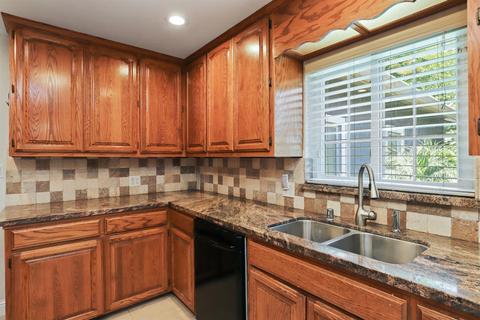 330 E Beverly Pl, Tracy, CA 95376 photo 11