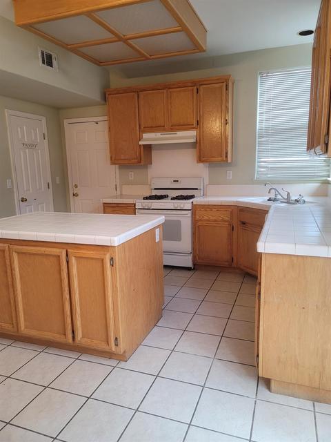 8230 Deer Spring Cir, Antelope, CA 95843 photo 6