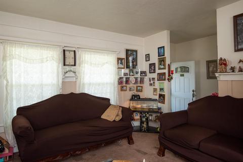 21 W 20th St, Merced, CA 95340 photo 4
