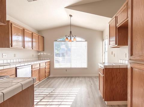 824 Van Norstrand Ct, Modesto, CA 95351 photo 9