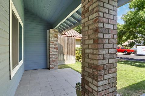 2404 Black Walnut Dr, Modesto, CA 95355 photo 6