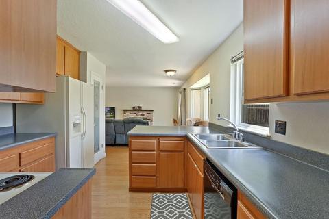 2404 Black Walnut Dr, Modesto, CA 95355 photo 16