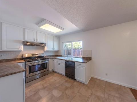 1401 Willowtree Ct, San Jose, CA 95118 photo 8