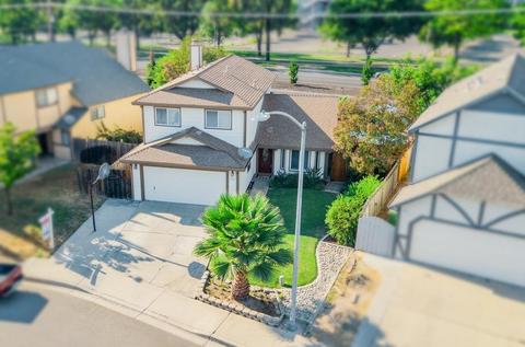561 Ledwith Ct, Turlock, CA 95382 photo 4