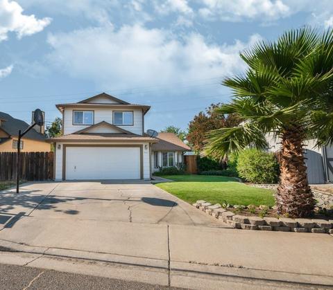 561 Ledwith Ct, Turlock, CA 95382 photo 3
