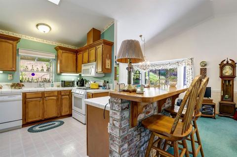 842 Doris Dr, Grass Valley, CA 95945 photo 6