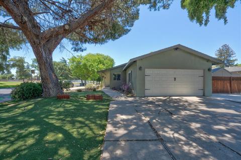 917 W Rumble Rd, Modesto, CA 95350 photo 5