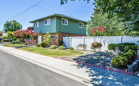 1037 Springfield Way, Modesto, CA 95355 photo 2