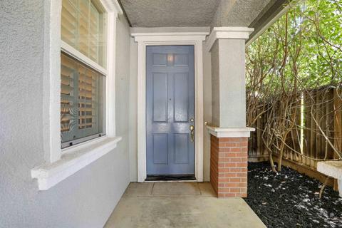 2210 Gibralter Ln, Tracy, CA 95377 photo 3