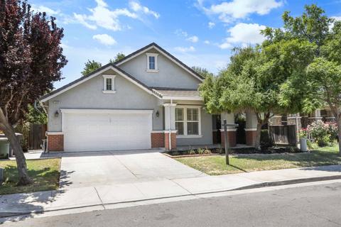 2210 Gibralter Ln, Tracy, CA 95377 photo 2