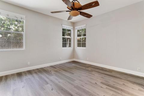 2210 Gibralter Ln, Tracy, CA 95377 photo 5