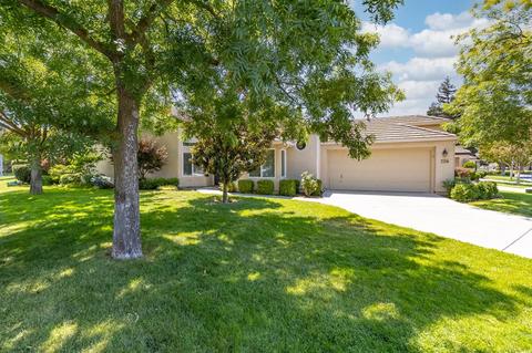 1116 Copper Cottage Ln, Modesto, CA 95355 photo 2