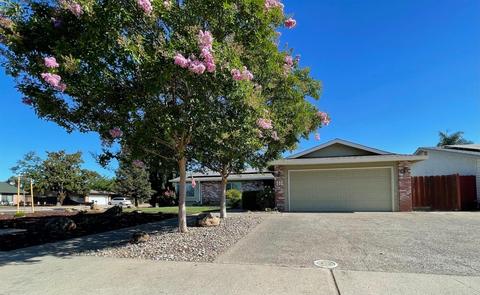 990 Alpine Ave, Manteca, CA 95336 photo 1