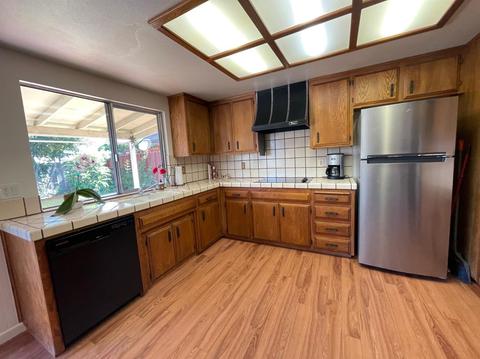 990 Alpine Ave, Manteca, CA 95336 photo 9