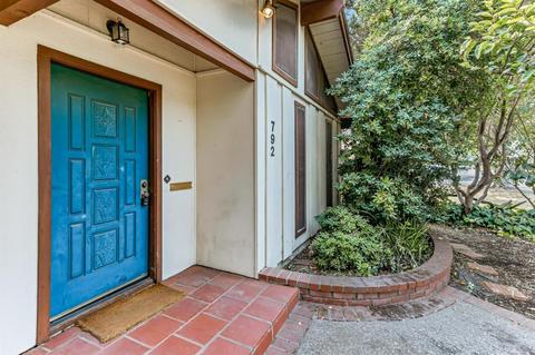 792 Elmwood Dr, Davis, CA 95616 photo 10