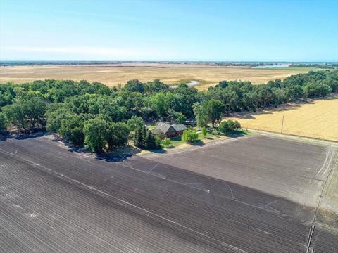 1307 Scribner Rd, Sacramento, CA 95832 photo 2