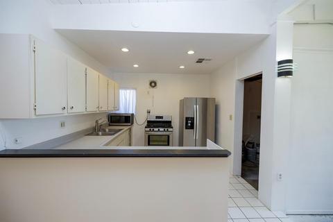 2126 Ellis St, Modesto, CA 95354 photo 18