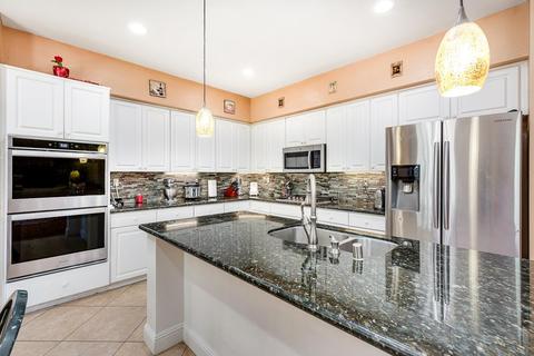 995 Patrick Cir, Folsom, CA 95630 photo 3