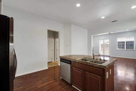 1589 Whispering Wind Dr, Tracy, CA 95377 photo 17