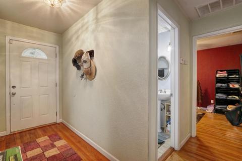 5945 Marlin Cir, Carmichael, CA 95608 photo 3