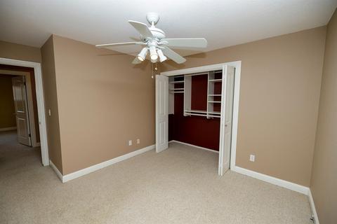 920 Foxcroft Ln, Modesto, CA 95355 photo 28