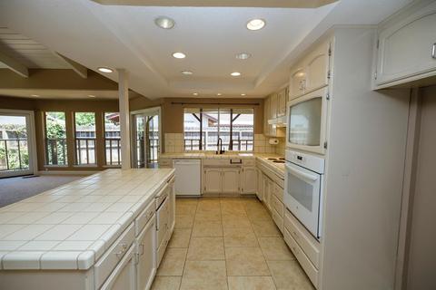 920 Foxcroft Ln, Modesto, CA 95355 photo 21