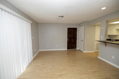 3701 Colonial Dr #65, Modesto, CA 95356 photo 6
