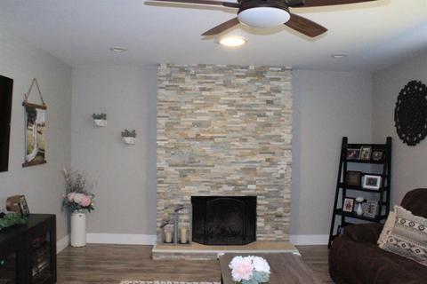 6200 Meadowvista Dr, Carmichael, CA 95608 photo 10