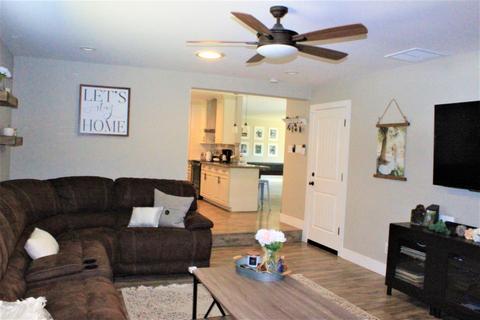 6200 Meadowvista Dr, Carmichael, CA 95608 photo 9
