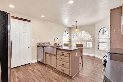 1161 Copper Verde Ln, Modesto, CA 95355 photo 25