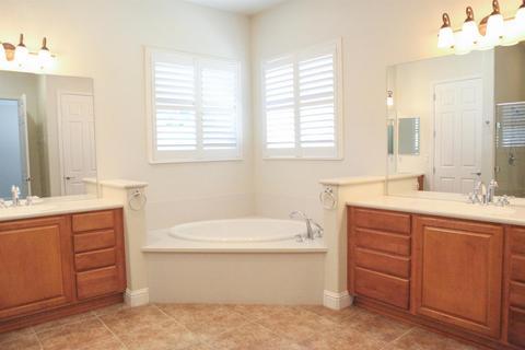 1221 Maple Hill Ct, Manteca, CA 95336 photo 18