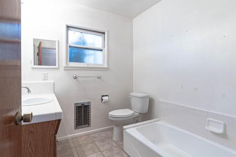 900 Edison Ave, Modesto, CA 95350 photo 15