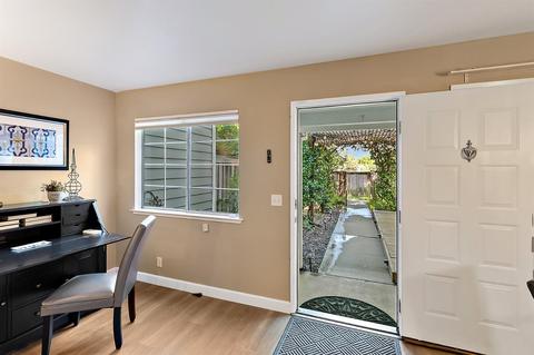 3106 Woods Cir, Davis, CA 95616 photo 5
