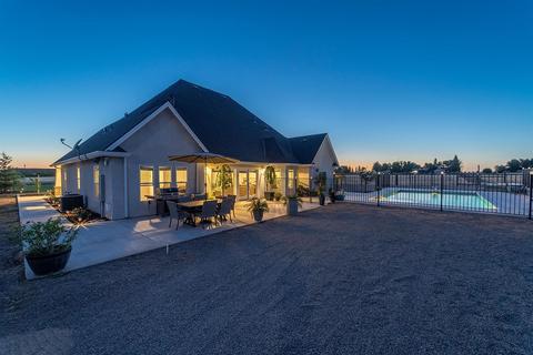 9270 Paddon Dr, Escalon, CA 95320 photo 35