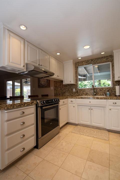 3700 Swain Dr, Modesto, CA 95356 photo 9