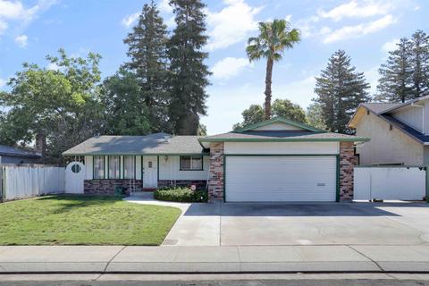 706 Emerald Pl, Manteca, CA 95336 photo 2