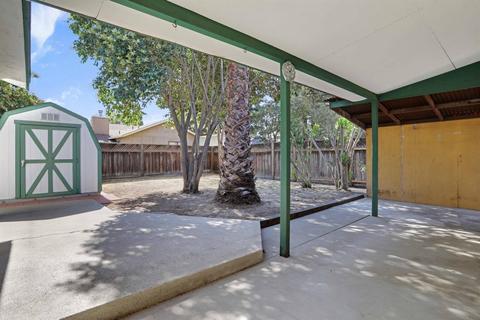 706 Emerald Pl, Manteca, CA 95336 photo 6