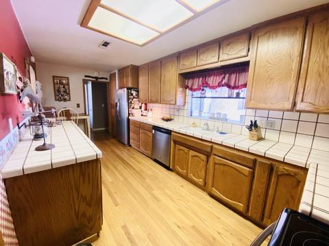 1332 Trombetta Ave, Modesto, CA 95350 photo 7
