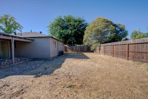 1905 Murrietta Ln, Modesto, CA 95355 photo 25