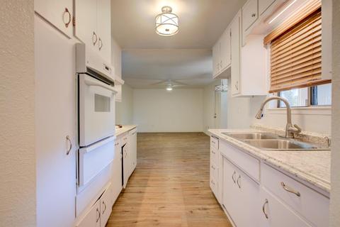 1905 Murrietta Ln, Modesto, CA 95355 photo 8