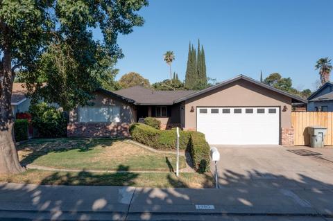1905 Murrietta Ln, Modesto, CA 95355 photo 2