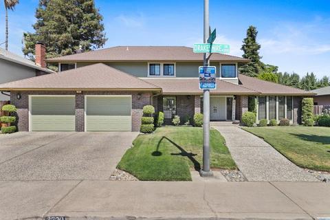 3720 Drakeshire Dr, Modesto, CA 95356 photo 5